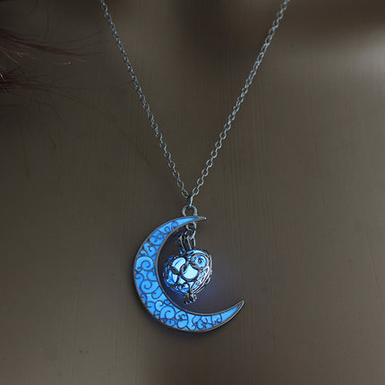 Glowing Pendant Necklaces - Hot&General Store