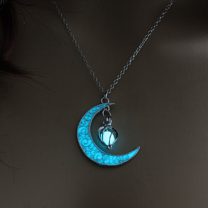 Glowing Pendant Necklaces - Hot&General Store